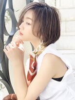 アンド ストーリーズ(&STORIES)&nbsp;大人かわいい小顔前下がりスリークボブローライト20代30代40代