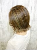 赤味のないベージュハイライト♪