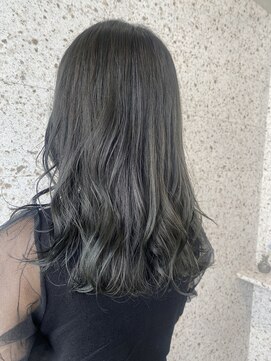 ラニヘアサロン(lani hair salon) カーキグレー