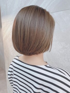 ドゥマン(Demain) ブリーチなし/透明感/ミルクティーベージュ/小顔/レイヤーボブ