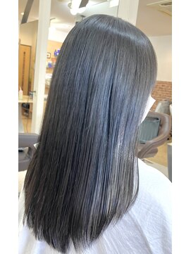 カットハウス はさみの部屋 セミロング/ローレイヤー/縮毛矯正/黒髪/流しバング