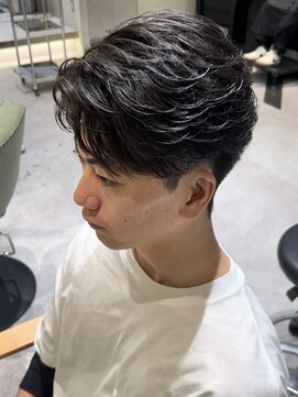 ゼスト リル 新宿(ZEST lill) フェザーパーマ フェザーショート メンズパーマ 新宿