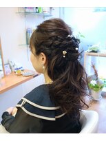 ハーモニー(Harmony) 二段編みハーフアップ