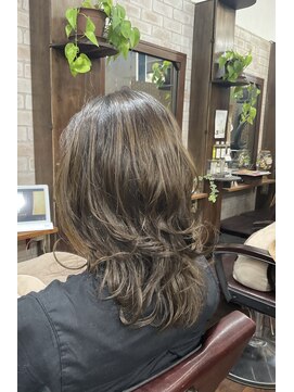 ヘアメイクスタジオ ココ(hair make studio coco) クセを活かした★ウルフレイヤー♪