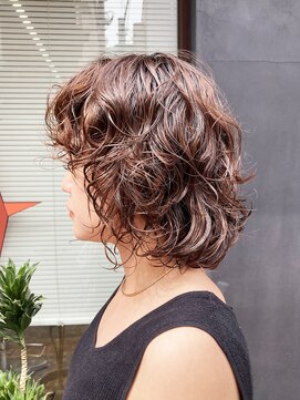 トオ(TOH) レイヤーパーマウルフパーマハードパーマウェーブパーマ