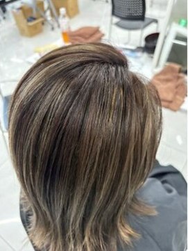 アッシュ 荻窪店(Ash) 白髪ぼかし×ショートボブ【荻窪／ハイライト】