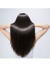 厳選された成分で、理想の艶髪へ。