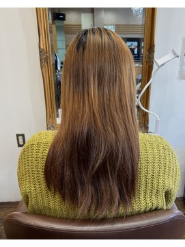 ヘアーメイク ダンス(hair make DANCE) セルフカラーの履歴を自然に馴染ませる