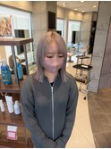 シルバーベージュ