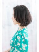 かき上げスタイルでおフェロアシンメトリー黒髪ワンレンボブa