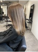 20代30代大人かわいいモカベージュナチュラルヘアー美肌