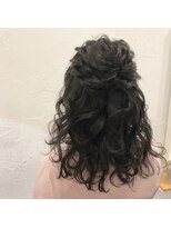 ファム(fam)&nbsp;黒髪さんの華やかハーフ☆