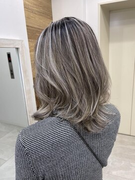 ジゼル(gisele) (稲毛)grey highlight