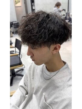 ネオン(NEON) マッシュ×ツイストスパイラルパーマ