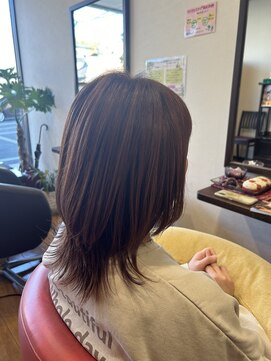 ヘアモード 美結(hair-mode) ロングウルフ/外ハネ/くびれヘア/大人かわいい