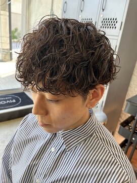 ピボット 北千住(PIVOT) PIVOT/北千住/波巻きスパイラルパーマ