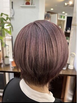 瞳工房 30代40代50代絶壁改善ショートボブ前髪あり丸顔恵比寿