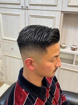 ミリオンバックス 神田店(Million Bucks) スパイキーショート/スペインカール<理容室>[メンズ/床屋/神田]