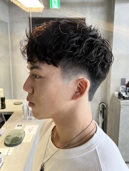 オーサム 下北沢(THE AWESUM)の写真/【話さないを選べる、無言オプションクーポン有】メンズサロン出身のスタイリストが担当します！[下北沢]