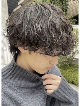 フィフス(fifth) 原宿ゆるめ波巻きスパイラルパーマメンズパーマラウンドマッシュ