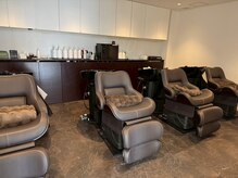 hair&make Laule’a【ヘアアンドメイク ラウレア】の雰囲気(シャンプールームはアロマの香りに包まれる癒しの空間♪)