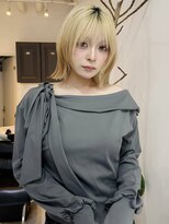 ヨロ 小岩(YOLO)&nbsp;ハイライトカラーミルクティーベージュケアブリーチダブルカラー