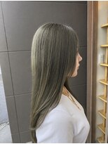 エム バイ ブローチェ(em by BROCHE)&nbsp;オリーブグレージュ×ブリーチカラー