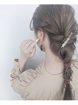 グランマッシュ(GRANMASH) ラフ感のある編みおろしスタイル