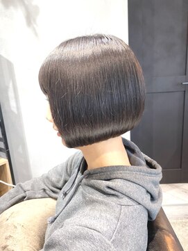 ロケット(rocket) ワンレンショートボブ