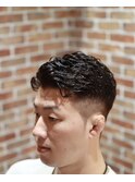 ＜理容室＞＜バーバー＞ショートパートパーマ
