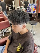 ハイパー(HYPER)&nbsp;メンズアップバングスキンフェードバーバー