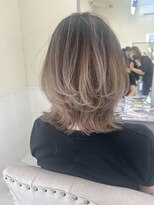 アップル(APPLE)&nbsp;バレイヤージュ☆ミルクティーグレージュ