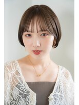 シエカ(CIECA.)&nbsp;イメチェン/ホワイトブロンド/外ハネボブ/美髪/ワイドバング