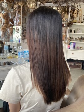 シェリ ヘアーアンドメイク(Cherie hair&make) まとまりのあるナチュラルストレートに♪
