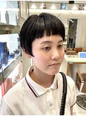 首が長く見えるショートボブ/before/after/PEEKABOO