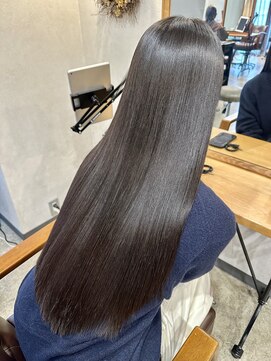 ルナバイルヴェール(LUNA by LeVert) 自然にまとまる　ナチュラル縮毛矯正