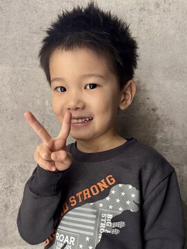 コレハ トレス 日野(CoReha tores) 【キッズカット×ベリーショート】横山