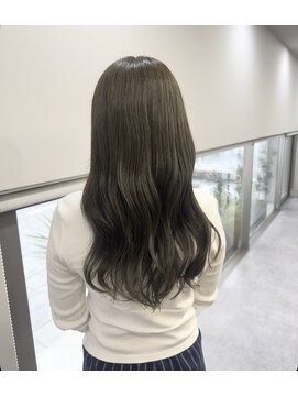 クルムバイルチア(Kulm by Luccica) (Kulm by luccica moe)透明感オリーブベージュ