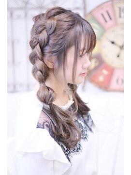 メイズ(MAZE) 【メイズ・東中野】おさげアレンジ