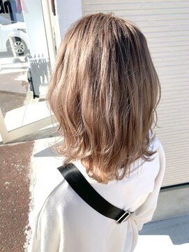 アンビション(Ambition) 超ミルクティブロンド