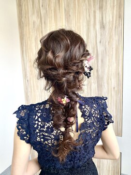 ファースト 祇園本店(first) 【ヘアセットサロンfrst】ふんわりルーズ編みおろし♪