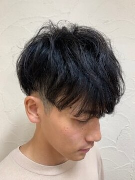 オドックスハナイ(oddx hanai) ツーブロック マッシュショートスタイル