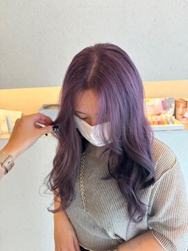 ウタリ(utari) 色落ちまで可愛い夏カラー【難波 桜川/ケアブリーチ】