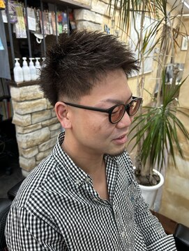 ヘアーエステ グランツエッセ(hair esthe GlanzEsse) スパイキーショートローフェード