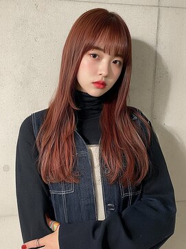 ロイオブジゼル(roi of GiseL) ロング　顔周り　ストレートヘア　チェリーレッド　20代30代