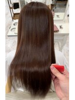 イーエス(E.S)&nbsp;＜乾かすだけでまとまる圧倒的艶髪＞縮毛矯正