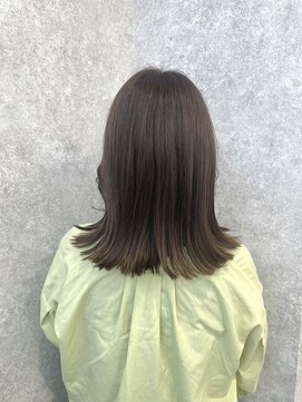 トッカ 茨木(tocca) 大人のためのまろやかブラウン×シナジートリートメント