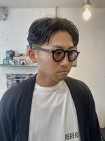 グッドプレイスアンドシング(Good Place&thing)&nbsp;メンズカットテーパーフェードセンターパートメンズパーマ