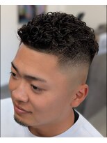 フォーロバーバー(FouroBarber) ハードパーマ