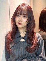 グローアイヴィ 大宮(GLROW IVY) ▼ハッシュカットワインレッドカラー顔まわりレイヤー